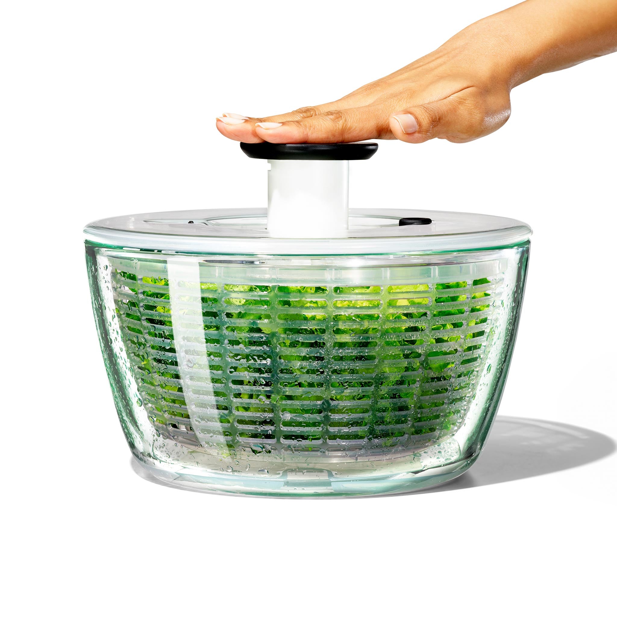 mood: Bedienungsbeispiel für Pump-Mechanismus der Oxo Salatschleuder aus Glas