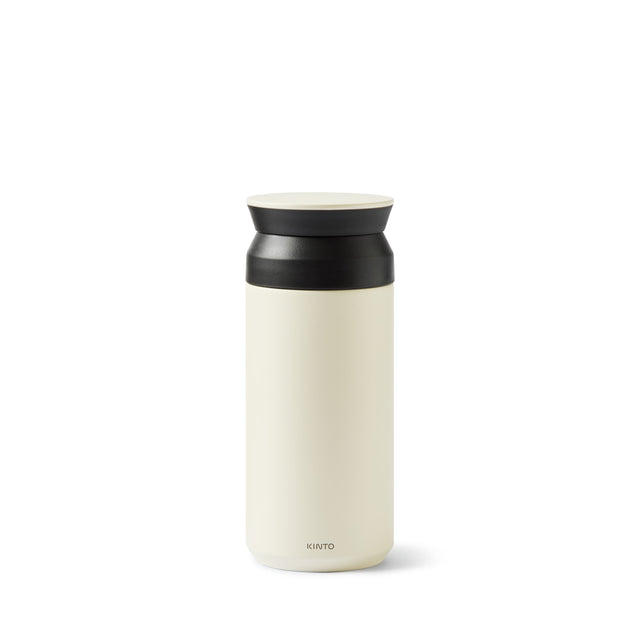 Frontaufnahme des Kinto Travel Tumbler Thermosflaschen in Weiss mit 350ml Füllmenge