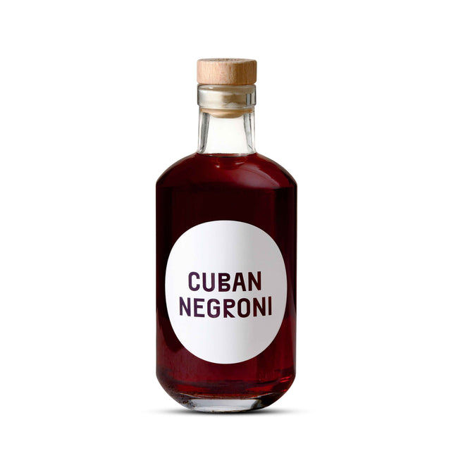 The Cocktail Cuban Negroni 500 ml in einer Glasflasche mit Zapfen und Holzdeckel