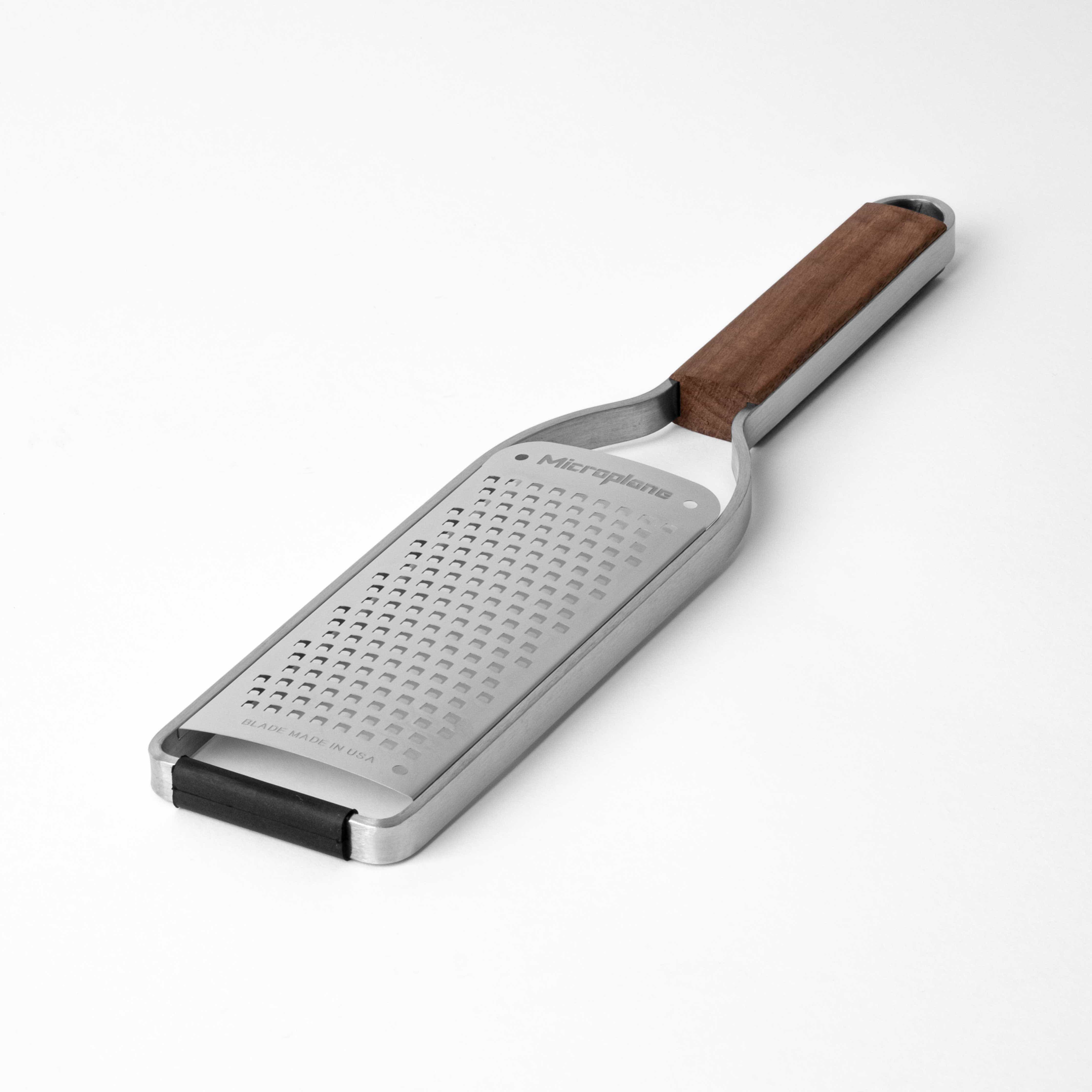 mood: Perspektive der liegenden Microplane Küchenreibe Universal grob