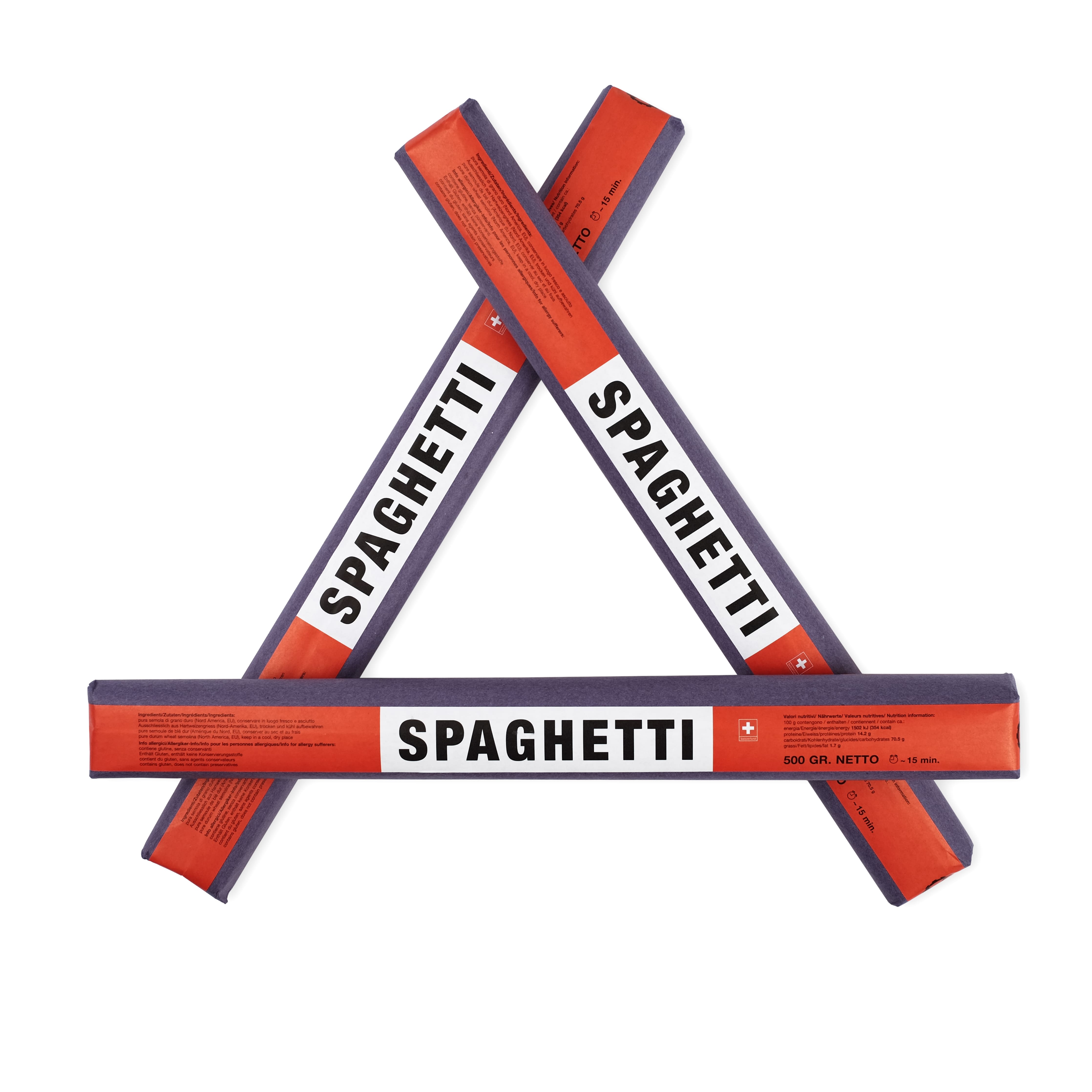3 Verpackungen der Spaghetti di Poschiavo in einem Dreieck angeordnet 